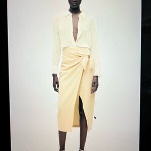 Zara knotted midi skirt, size small